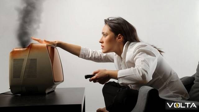 Что делать, если в доме скачет напряжение?